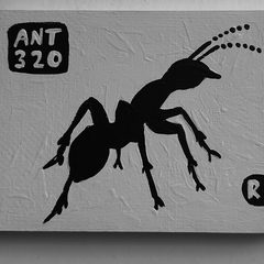 Ant 320