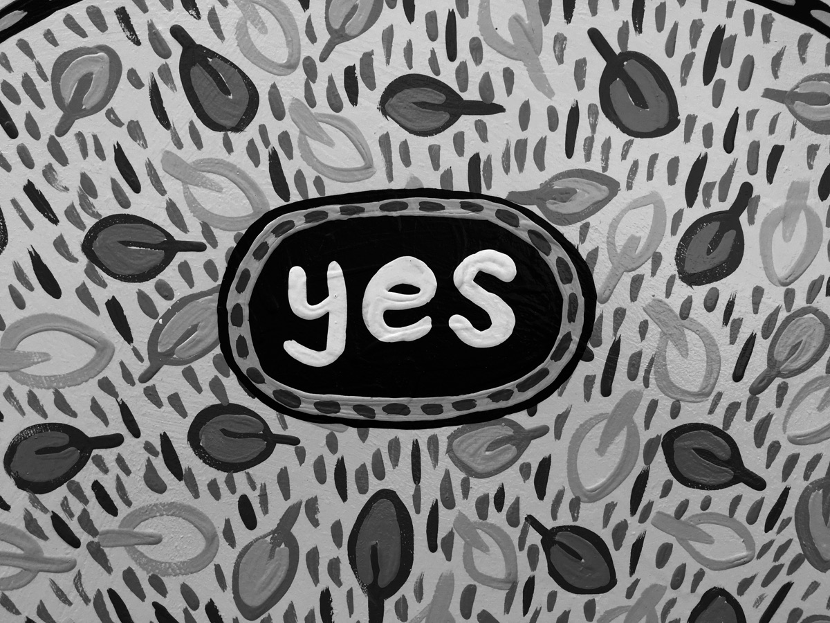 [257] Yes (round)
